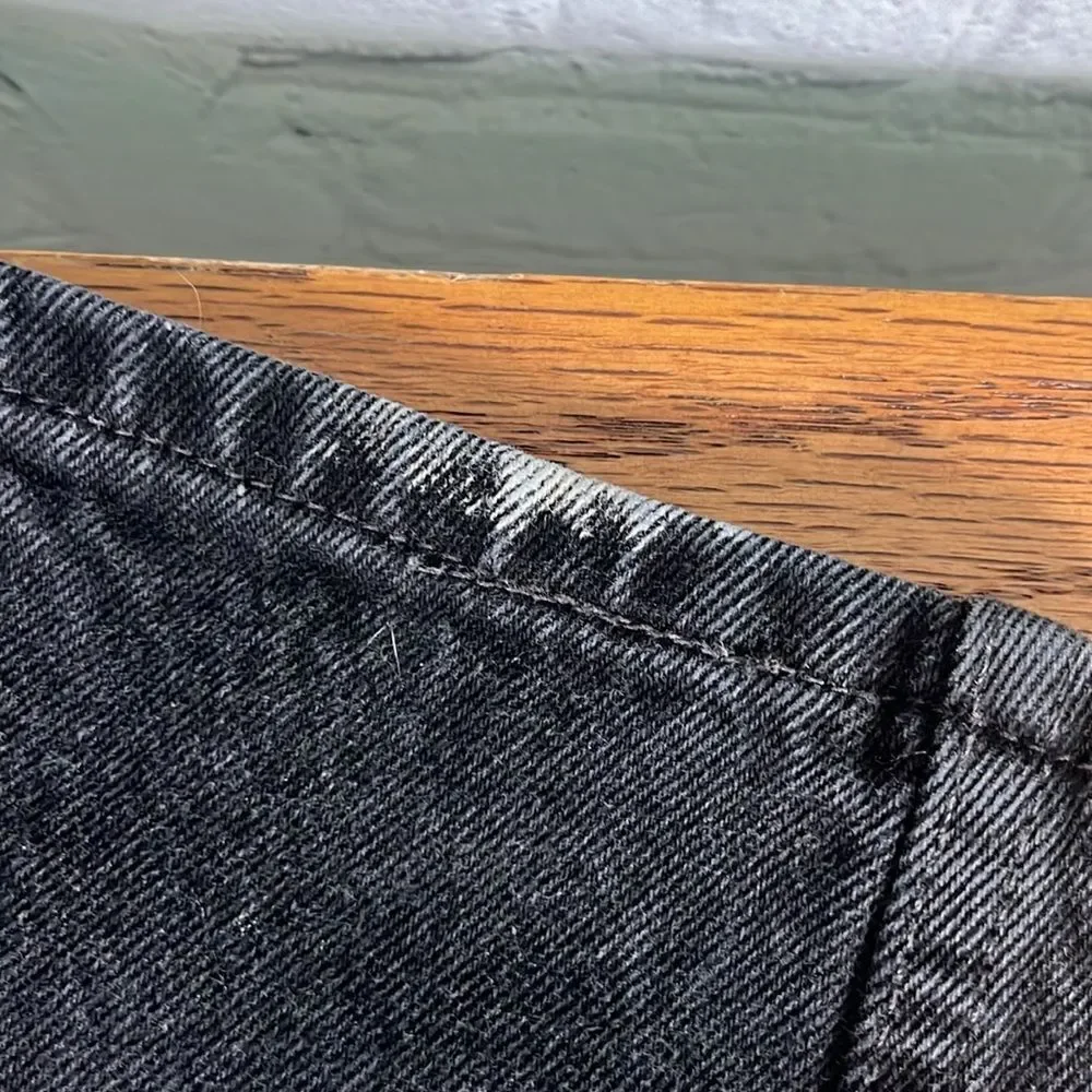 LEVI’s 550 34 X 34 Black Light Fade Relaxed Fit Denim jeans